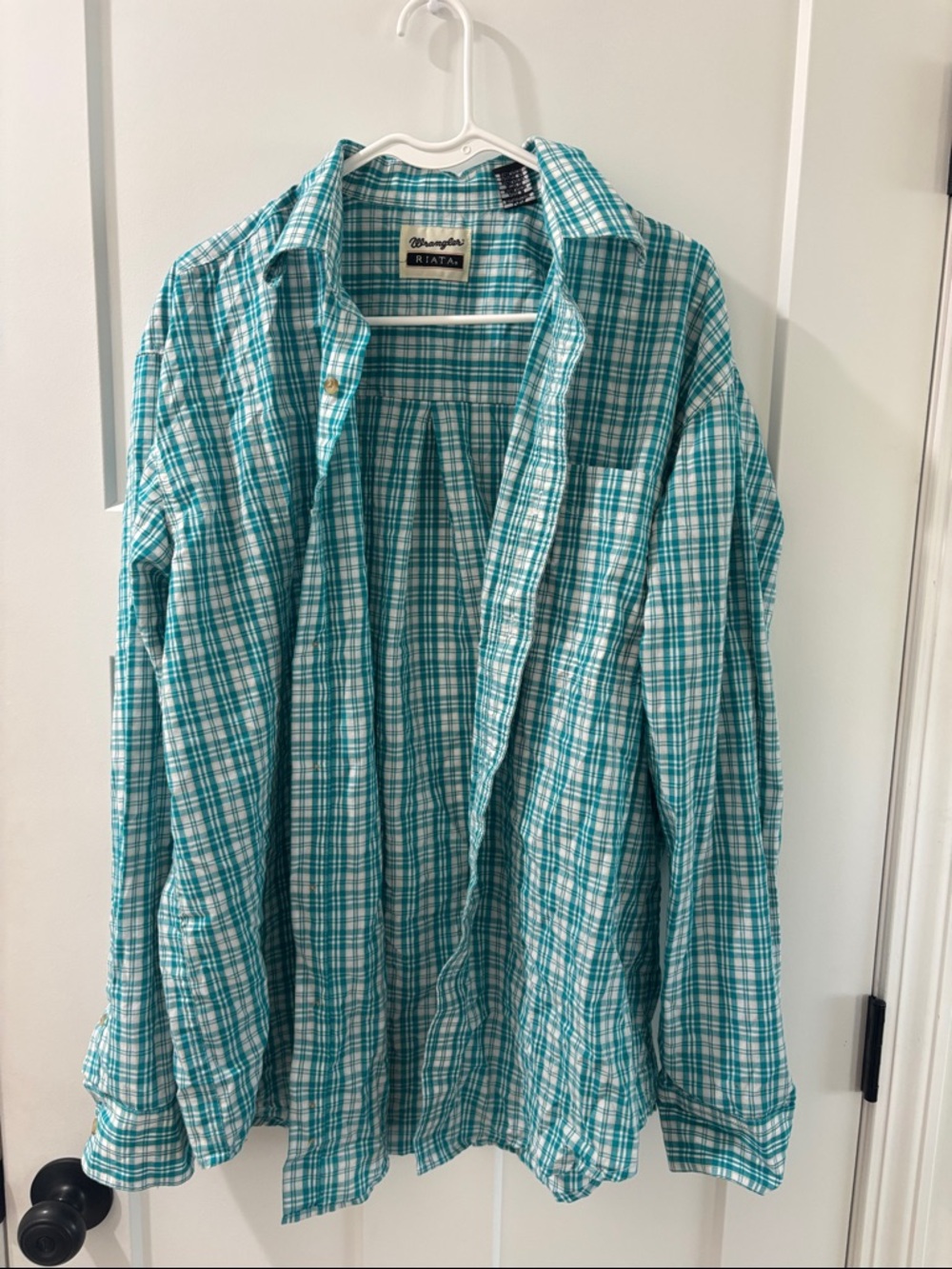 Wrangler Teal and White Plaid Button-Down Shirt